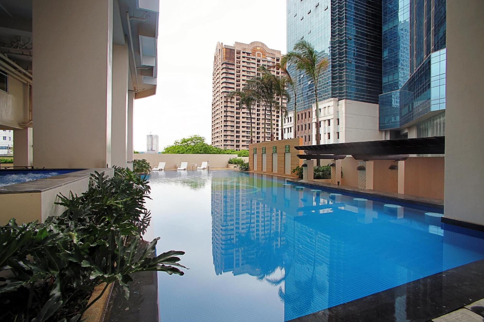 The Exchange Regency Residence Hotel Managed By Hii Pasig City Exterior photo